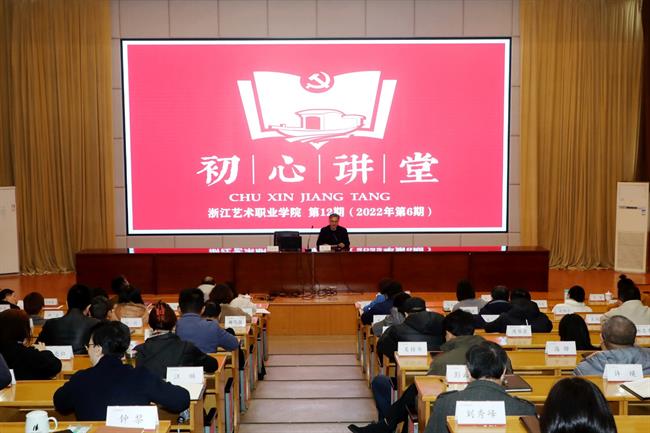 全景提亮-抬头-裁剪.jpg