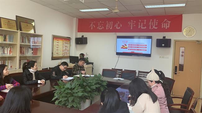 党员参会11.jpg
